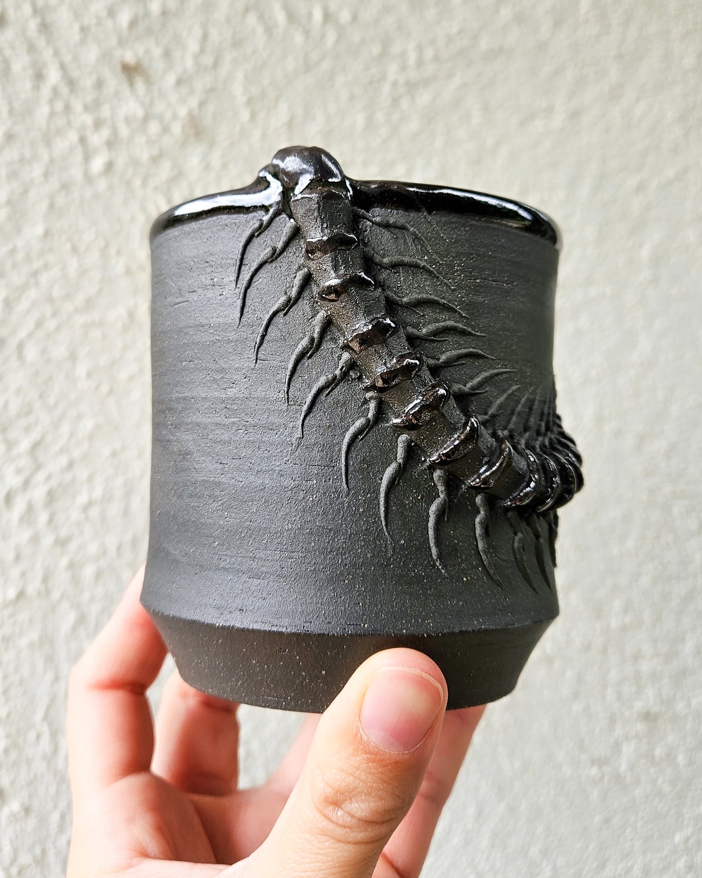 Crawling Centipede Cup