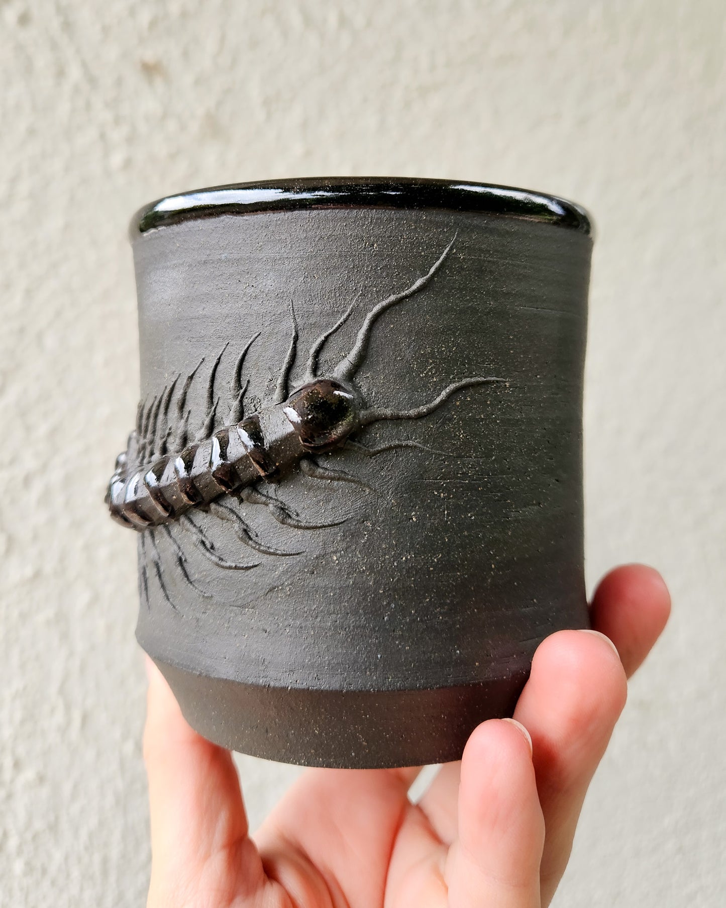 Crawling Centipede Cup