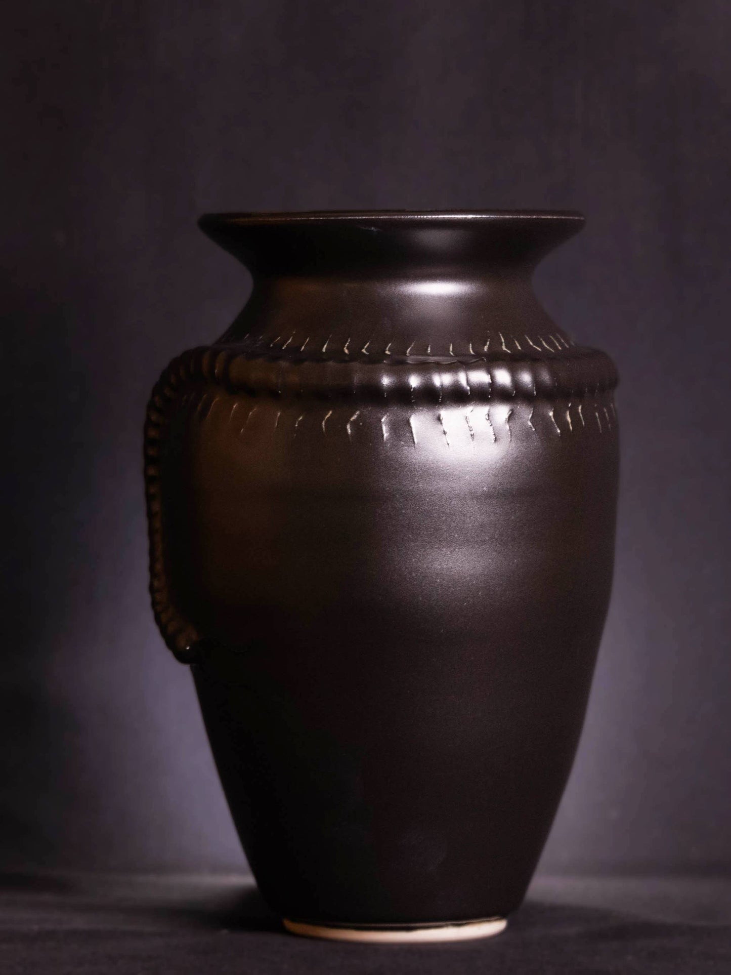 Crawling Centipede Vase